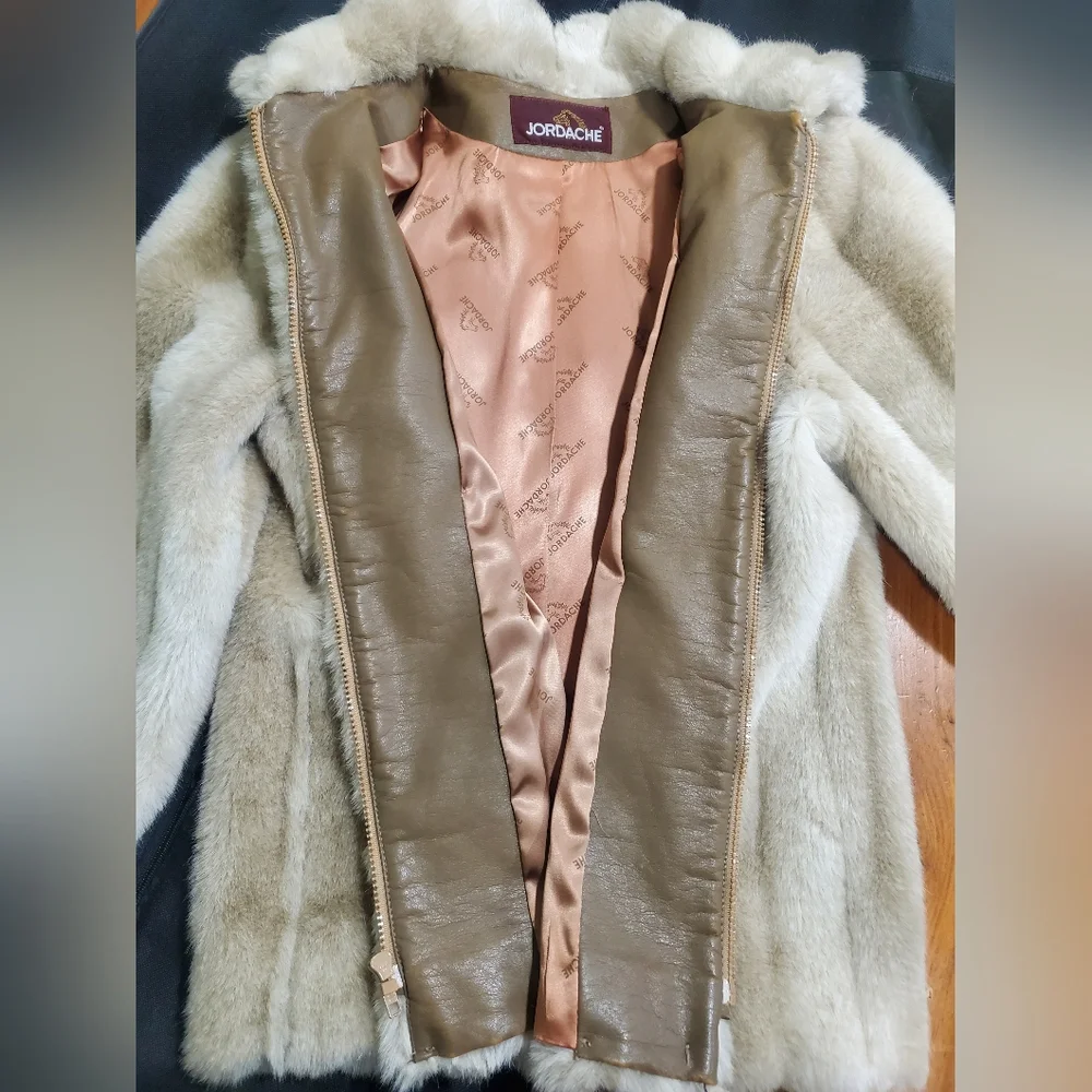 Jordache Women's Cream Teddy Jacket - Picture 10 of 10